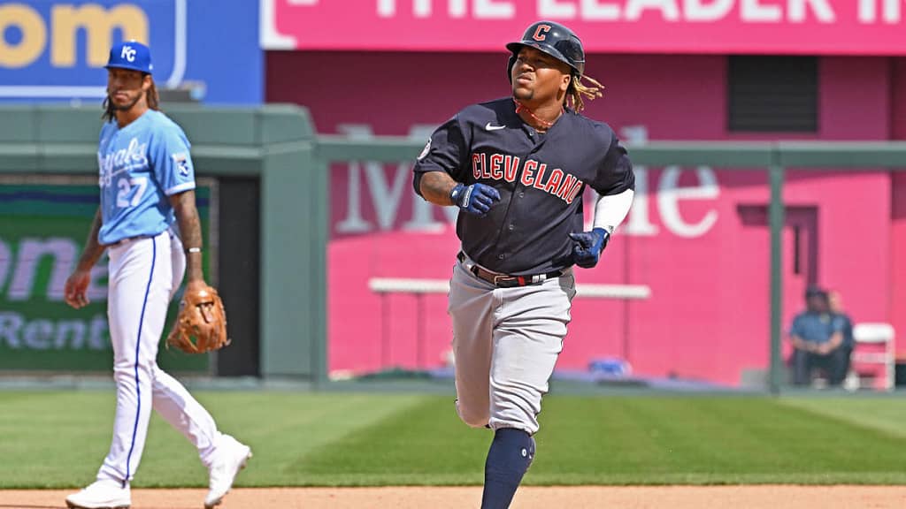 2022 MLB odds, picks, predictions for Thursday, May 26 from proven model: This 4-way parlay pays almost 21-1