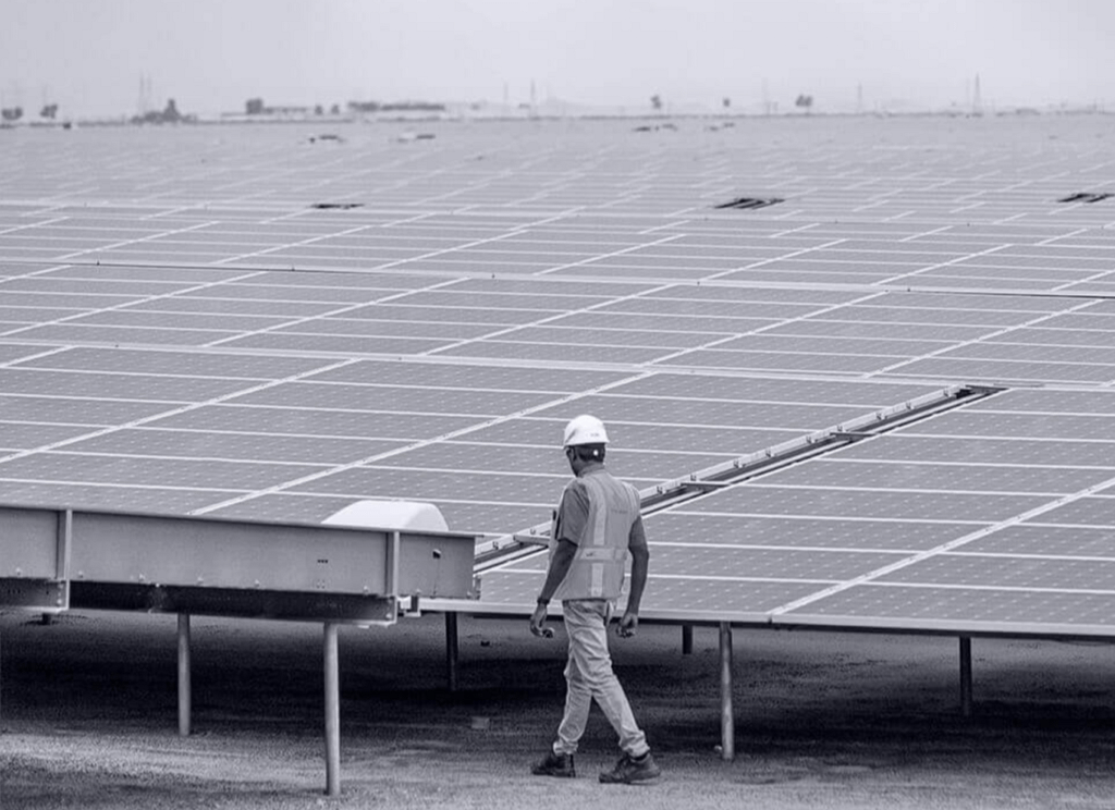 UAE utility opens bidding for 1.5 GW of solar in Abu Dhabi
