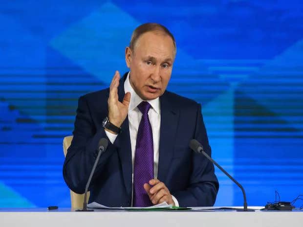 Putin warns West: Russia will hit Ukraine harder if new missiles supplied