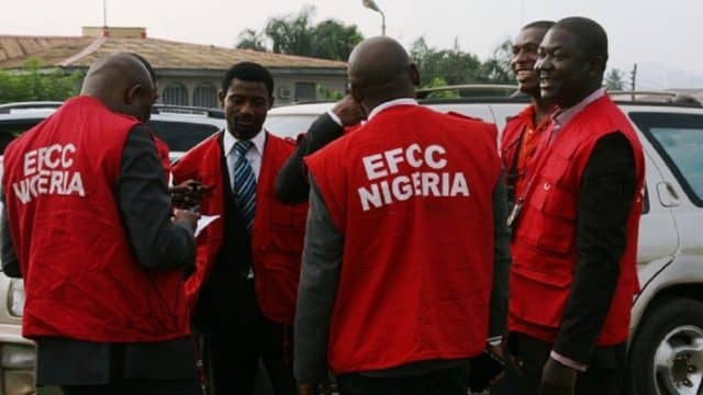 EFCC raids Abuja Bureau de change operators over dollar scarcity