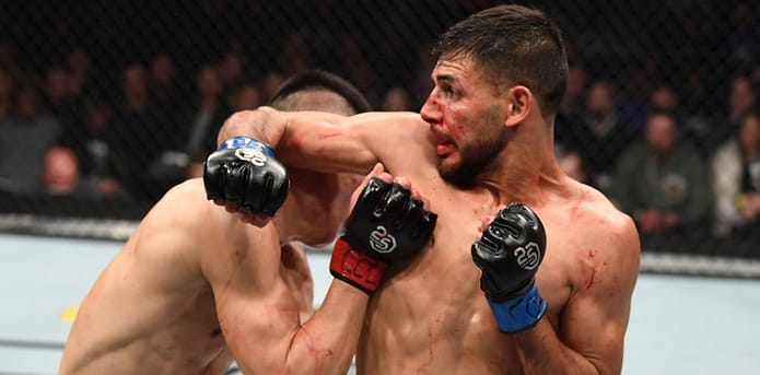 Yair Rodriguez lands one of the most insane knockouts in UFC history | Video