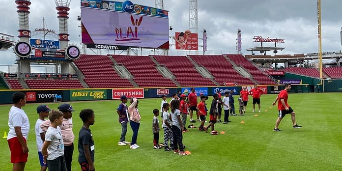 Reds open GABP to youth during PLAY event