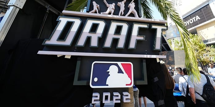 LIVE: Follow 2022 MLB Draft Day 3
