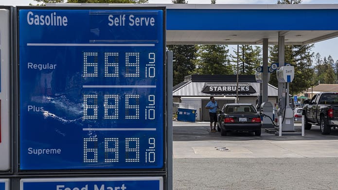 White House, Jeff Bezos trade barbs over gas prices