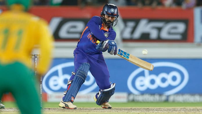 India vs South Africa, 4th T20I, Live Score: Dinesh Karthik, Hardik Pandya Death Overs Blitz Take India To 169/6