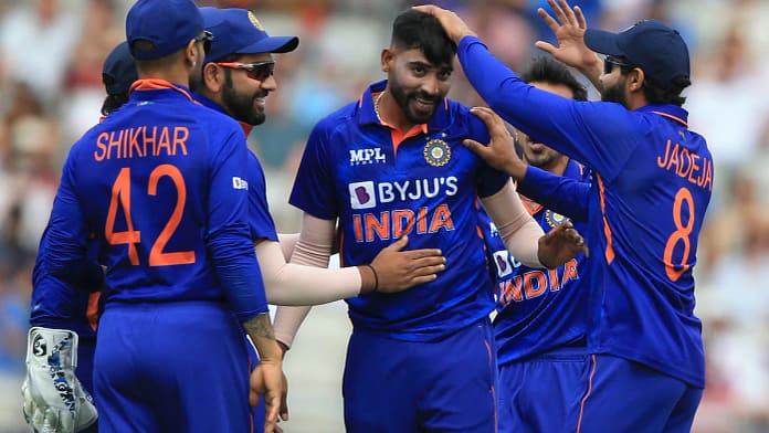 India vs England, 3rd ODI LIVE Score: India On Top As England Lost Eighth Wicket