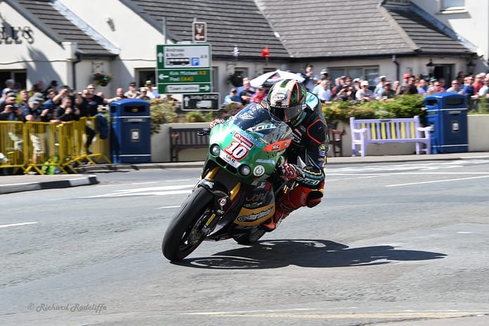 Hicky completes treble after duel with Dunlop
