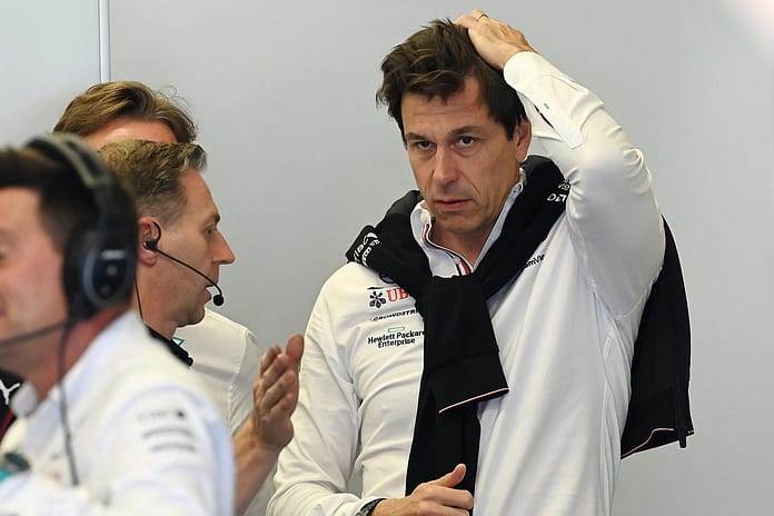 Brain damage risks shows FIA must act on F1 porpoising, says Wolff